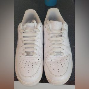 nike air force 1s in white
